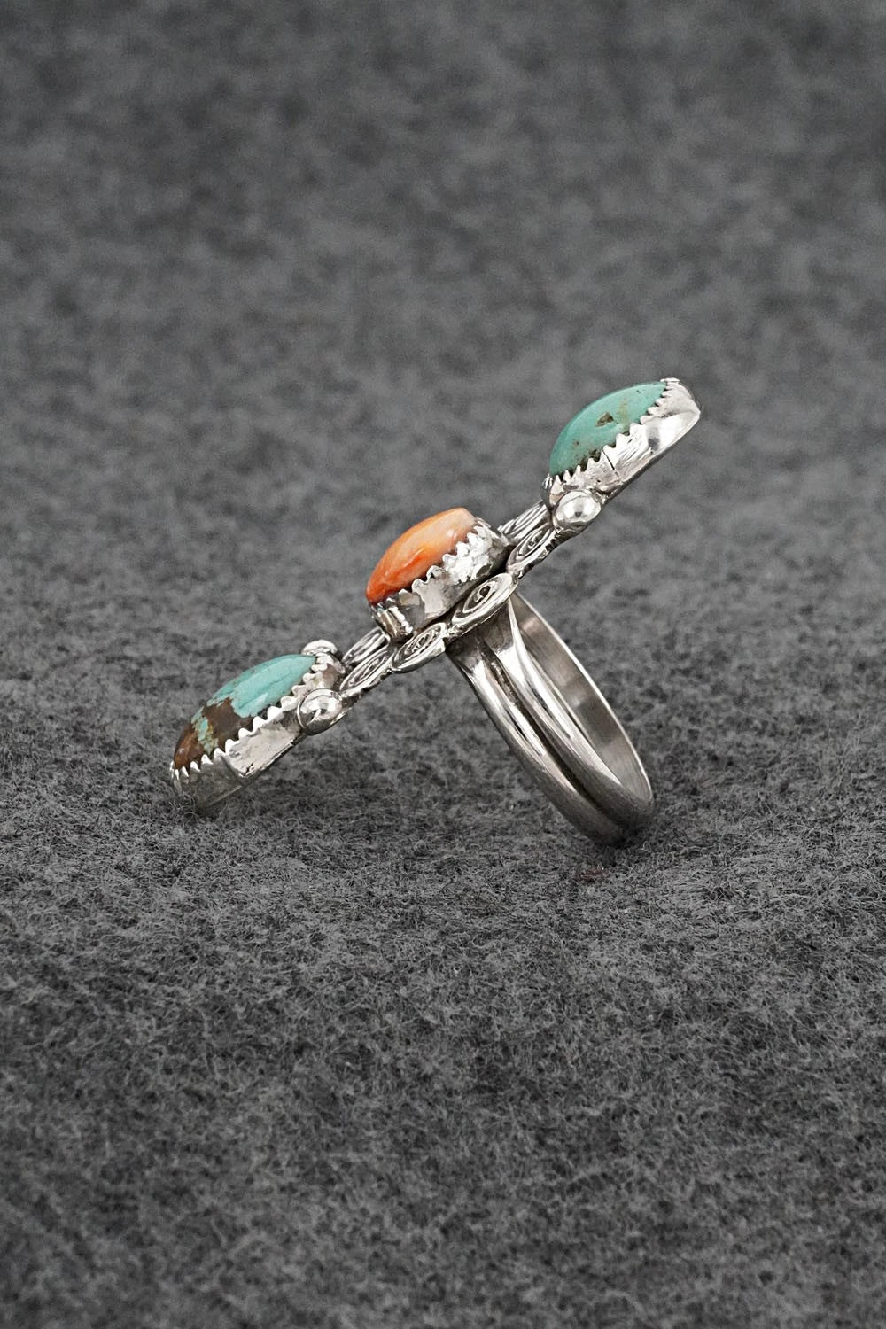 Turquoise, Spiny Oyster & Sterling Silver Ring - Priscilla Reeder - Size 8.5