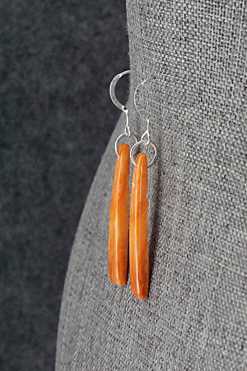 Spiny Oyster & Sterling Silver Earrings - Jesus Espino