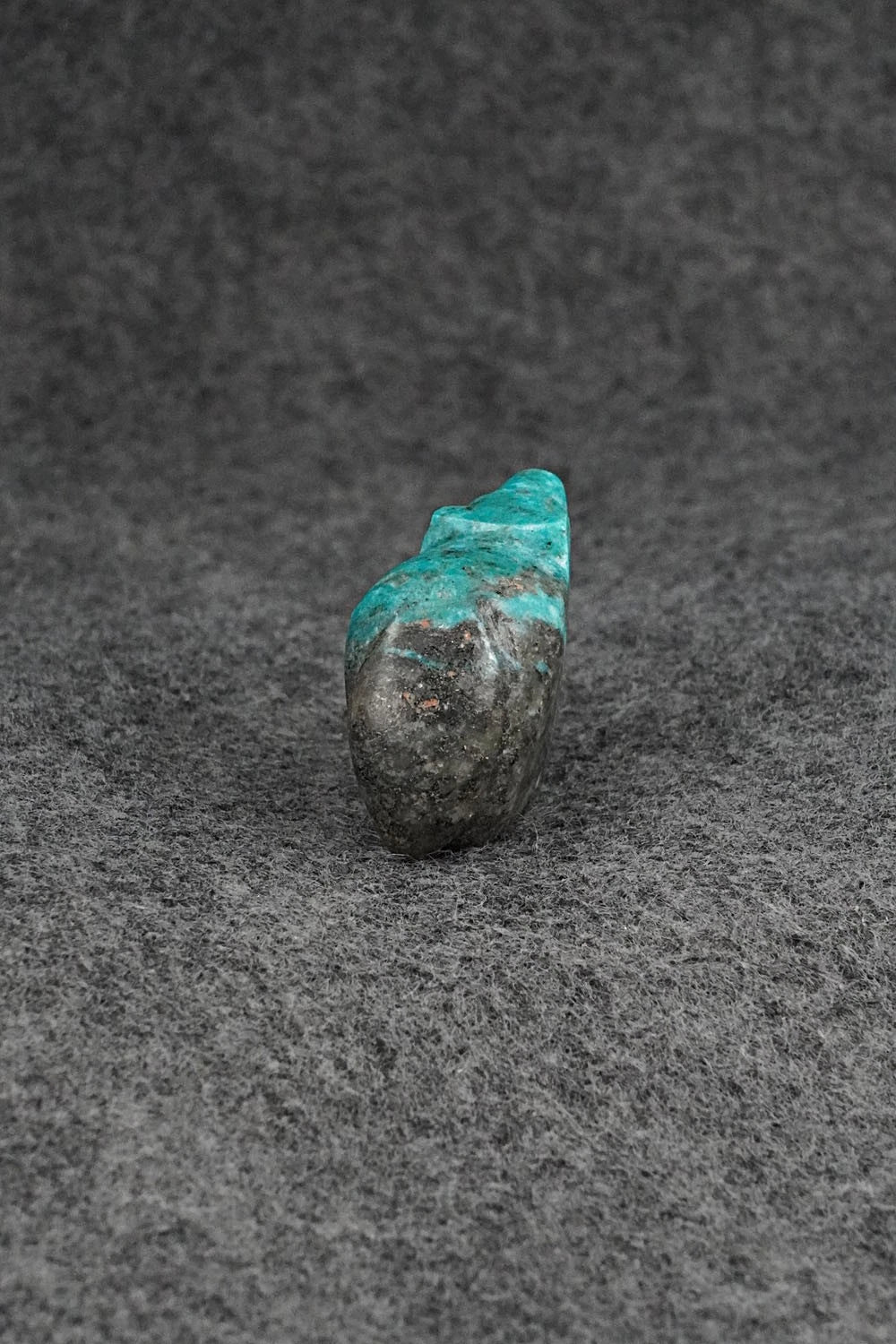 Bear Zuni Fetish Carving - Abby Quam Panteah