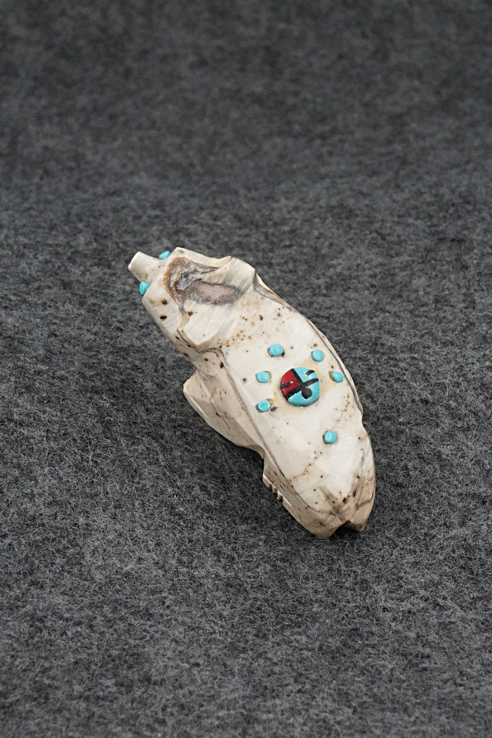 Badger Zuni Fetish Carving - Dannette Laate