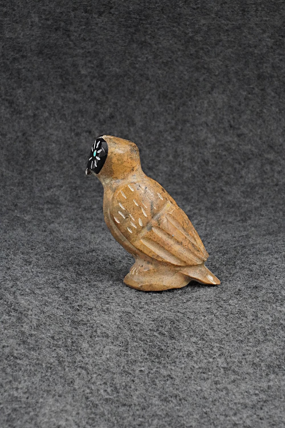 Owl Zuni Fetish Carving - Enrike Leekya