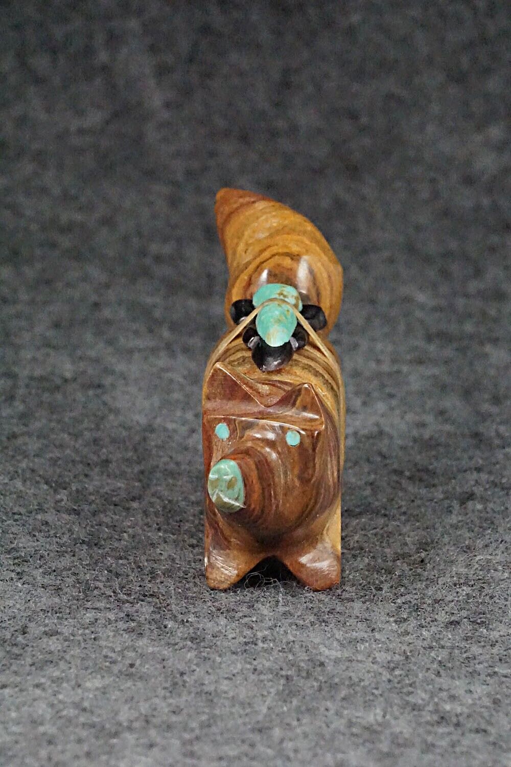 Wolf Zuni Fetish Carving - Enrike Leekya