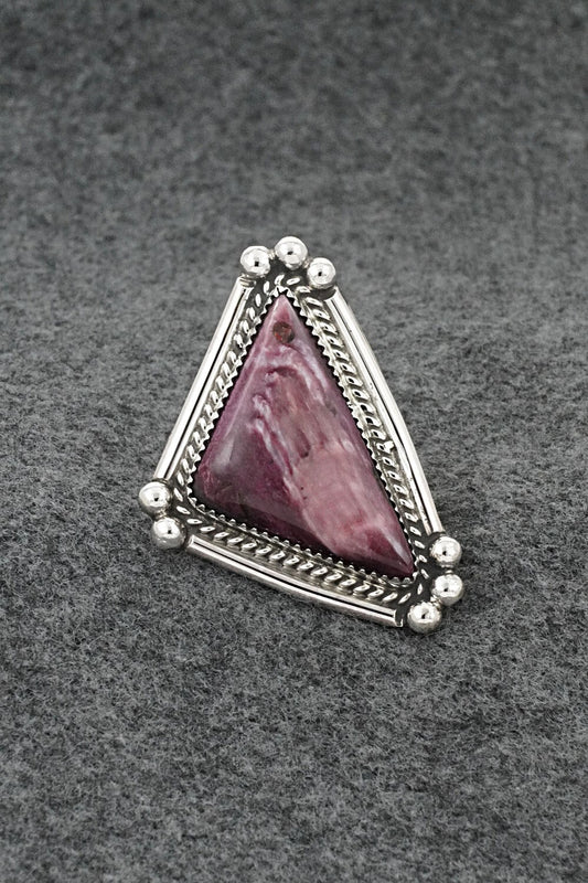 Spiny Oyster & Sterling Silver Ring - Leslie Nez - Size 7 Adj.