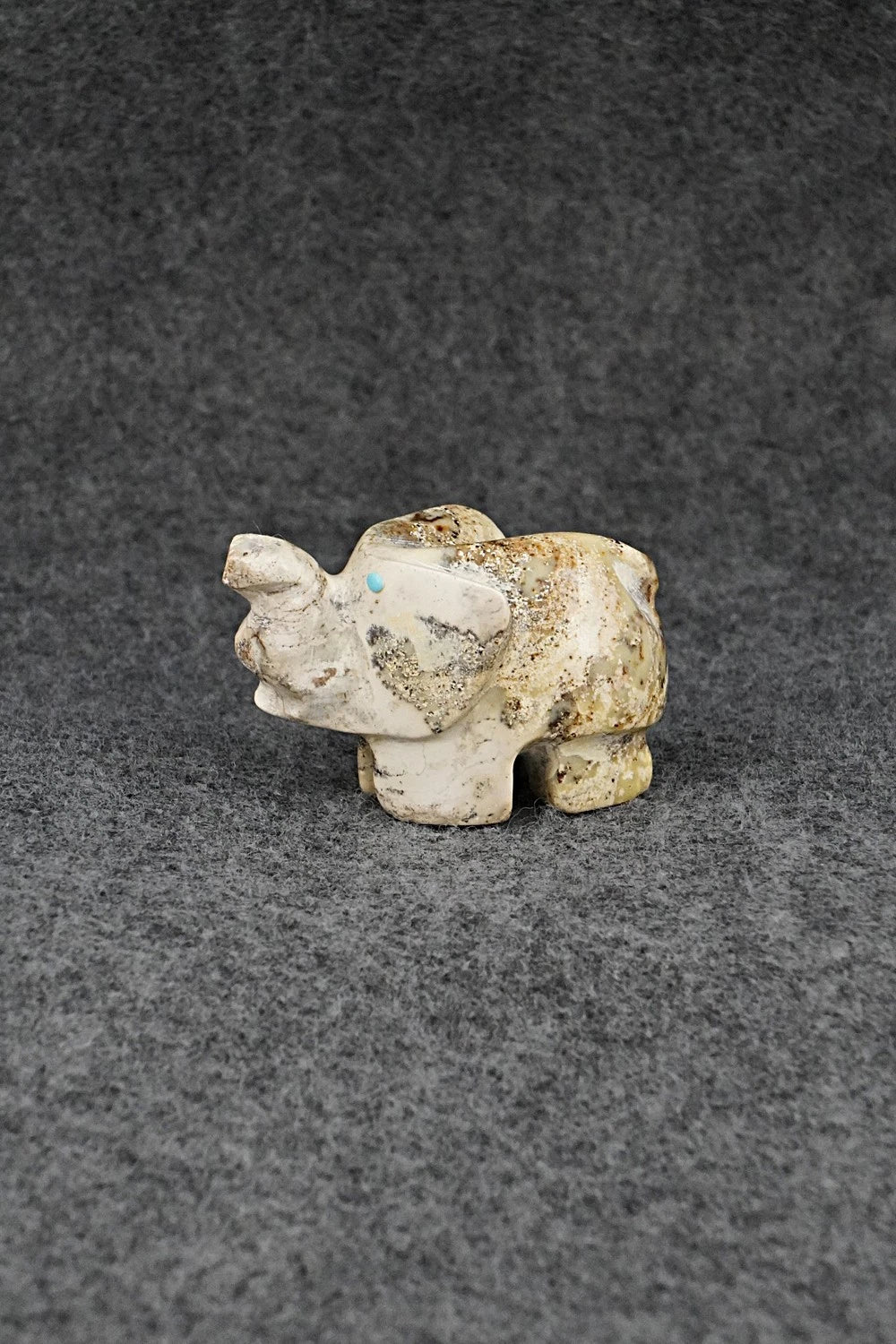 Elephant Zuni Fetish Carving - Gilbert Lonjose