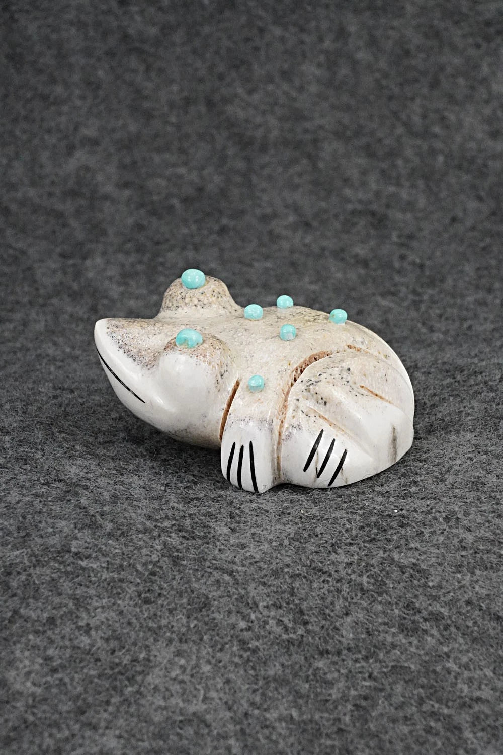 Frog Zuni Fetish Carving - Claudia Peina