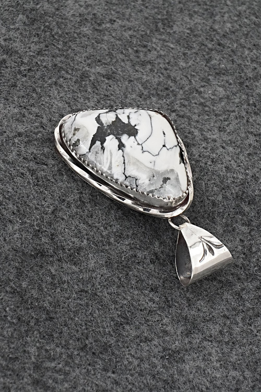 White Buffalo & Sterling Silver Pendant - Ernest Hawthorne