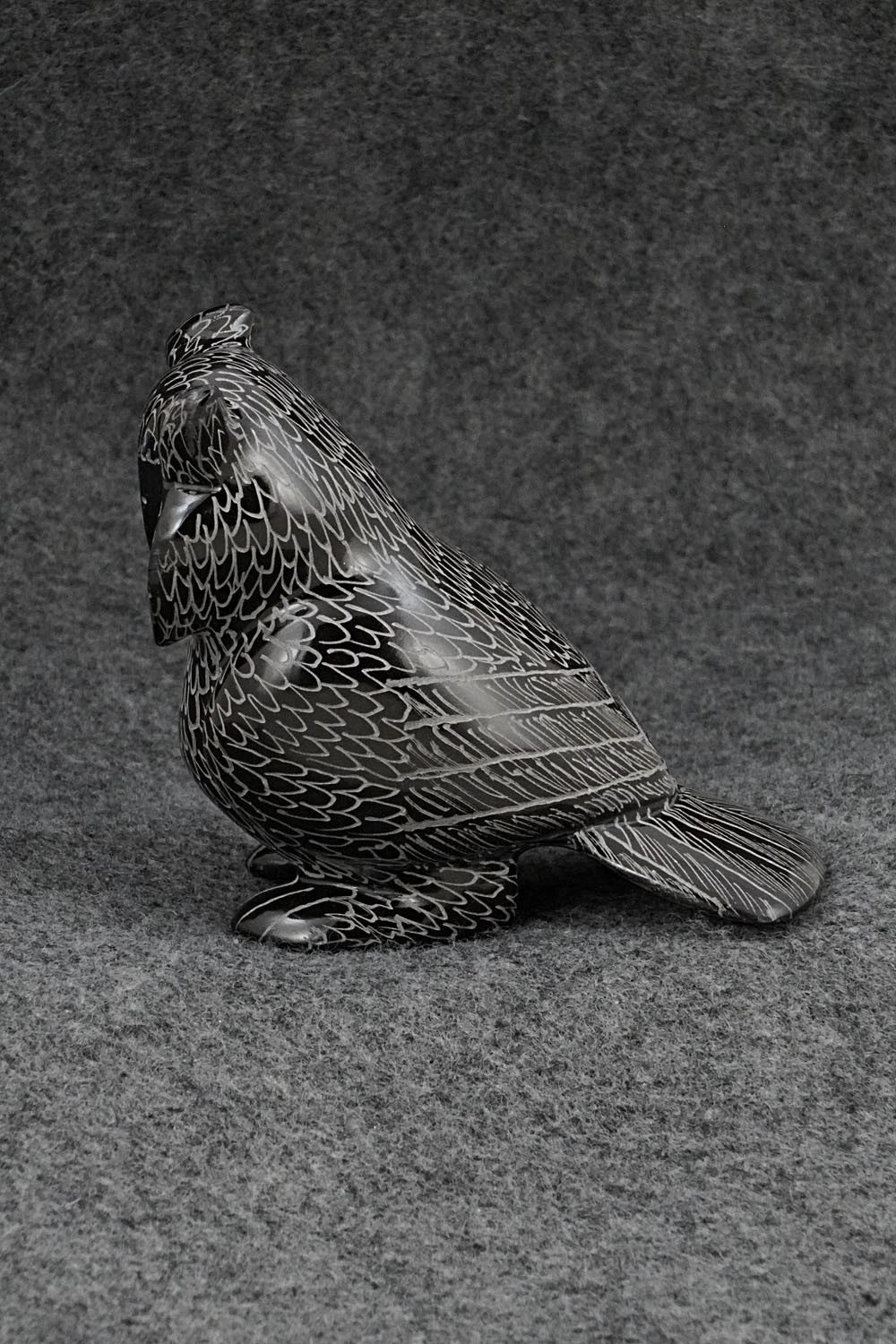 Owl Zuni Fetish Carving - Nelson Yatsattie