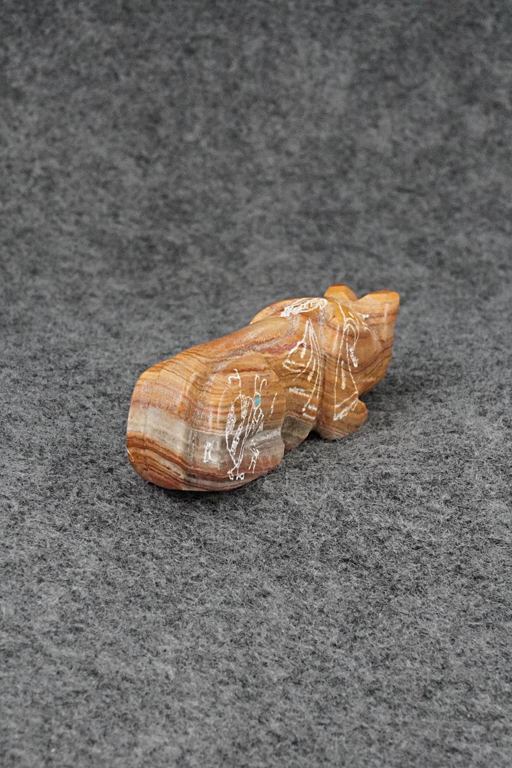 Mountain Lion Zuni Fetish Carving - Adrian Cachini