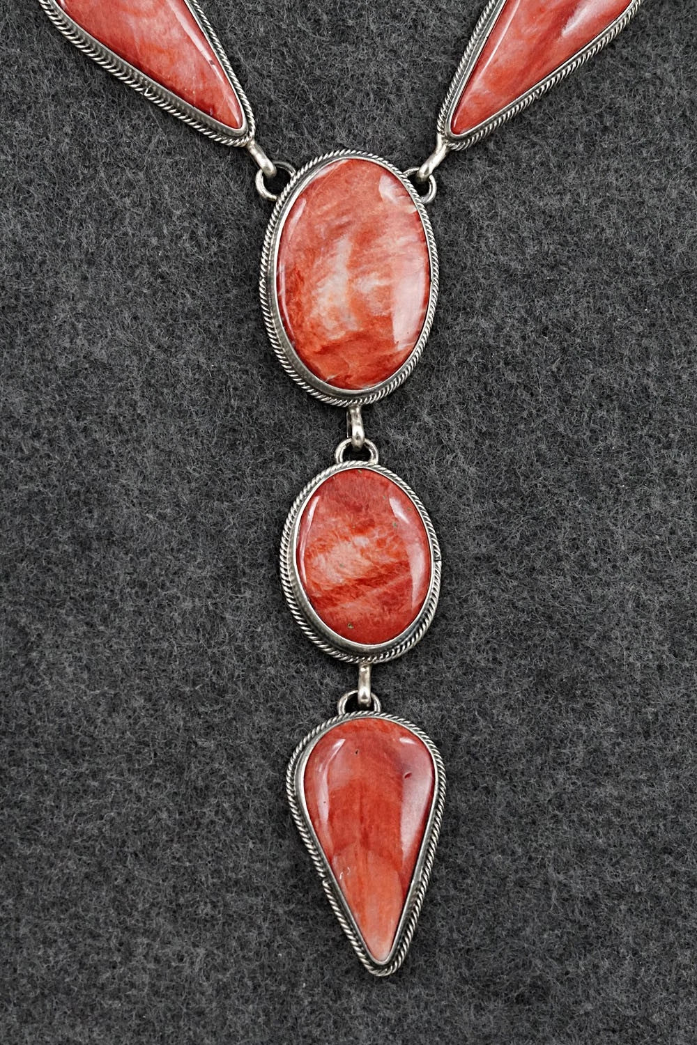 Spiny Oyster & Sterling Silver Necklace and Earrings Set - Paul Livingston