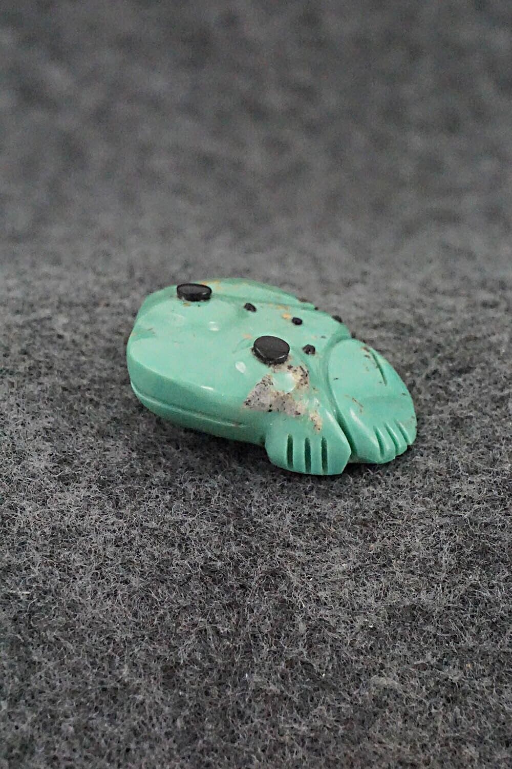 Frog Zuni Fetish Carving - Reynold Lunasee