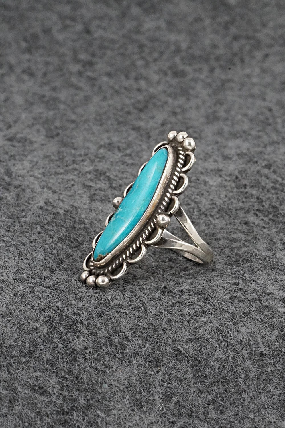 Turquoise & Sterling Silver Vintage Ring - Size 6
