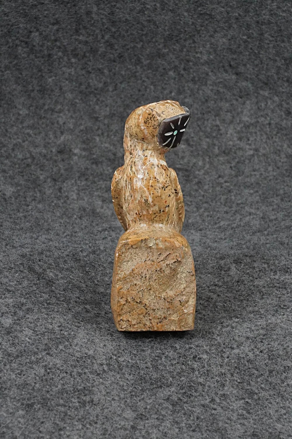 Owl Zuni Fetish Carving - Freddie Leekya