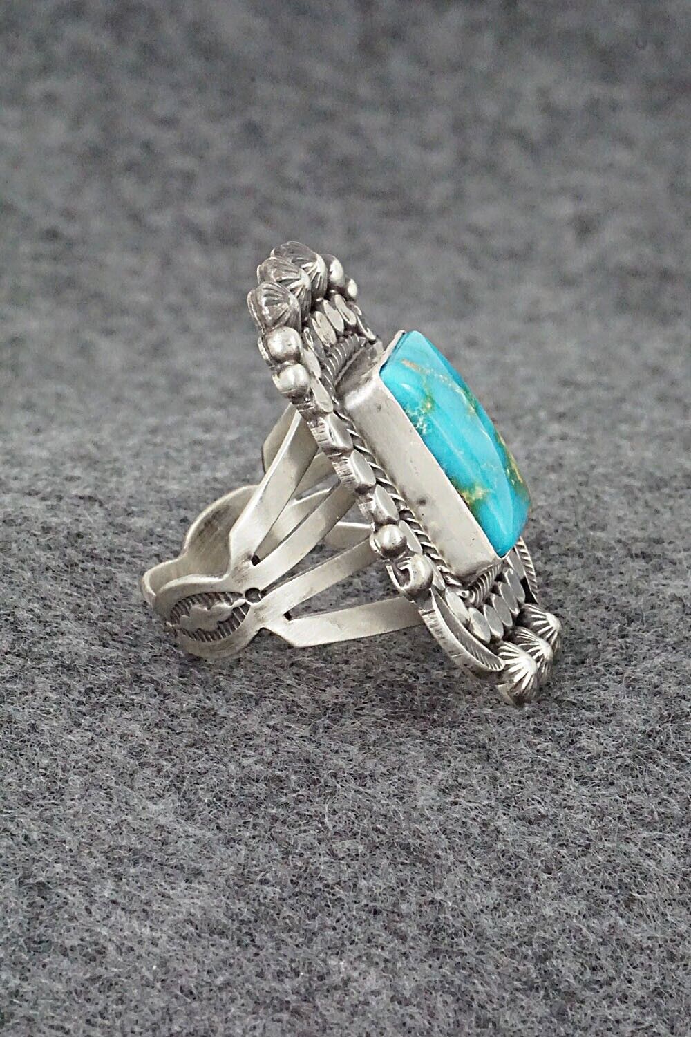 Turquoise & Sterling Silver Ring - Tom Lewis - Size 9