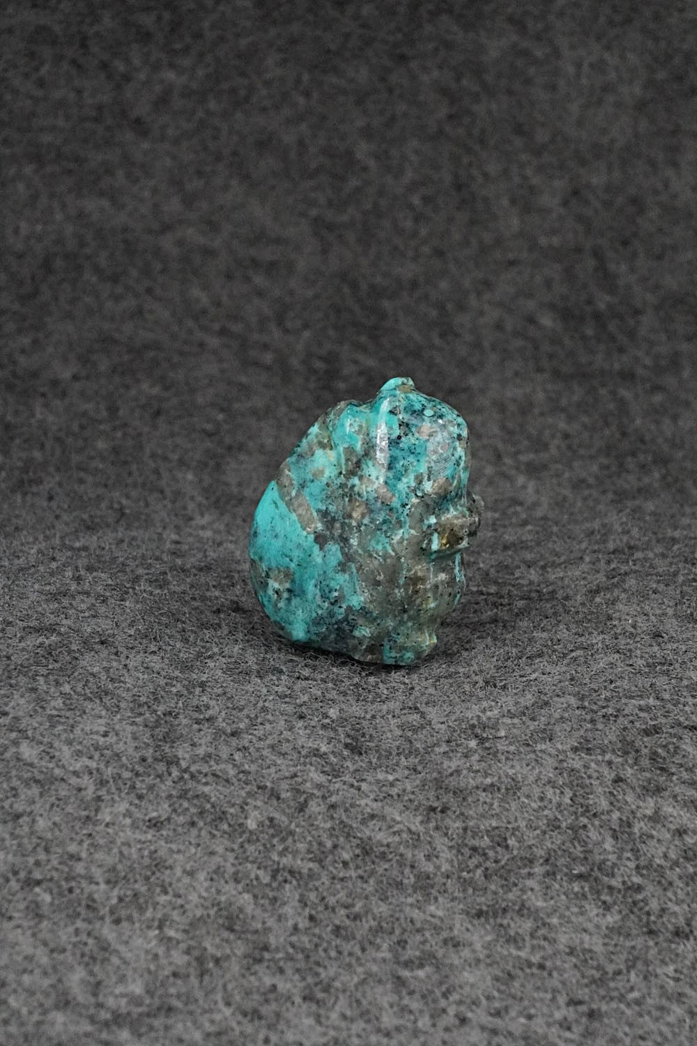 Squirrel Zuni Fetish Carving - Abby Quam Panteah