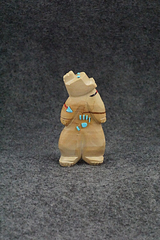 Bear Zuni Fetish Carving - Danette Laate