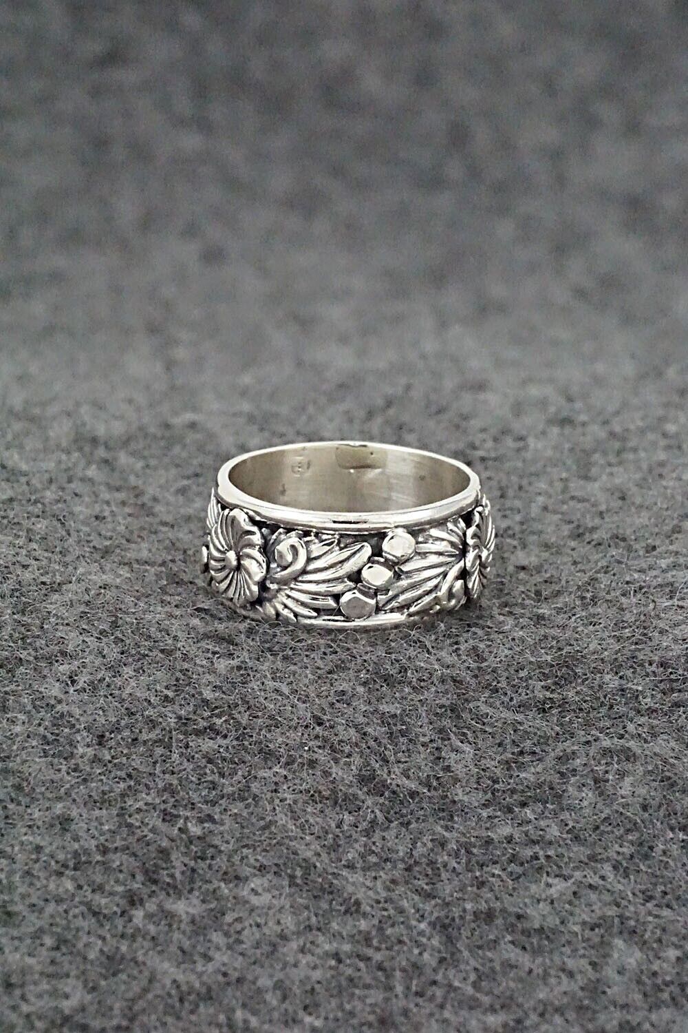 Sterling Silver Ring - Tom Dinetso - Size 7