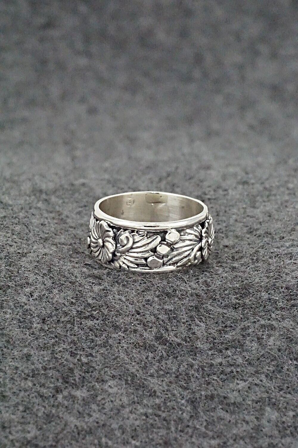 Sterling Silver Ring - Tom Dinetso - Size 6.5