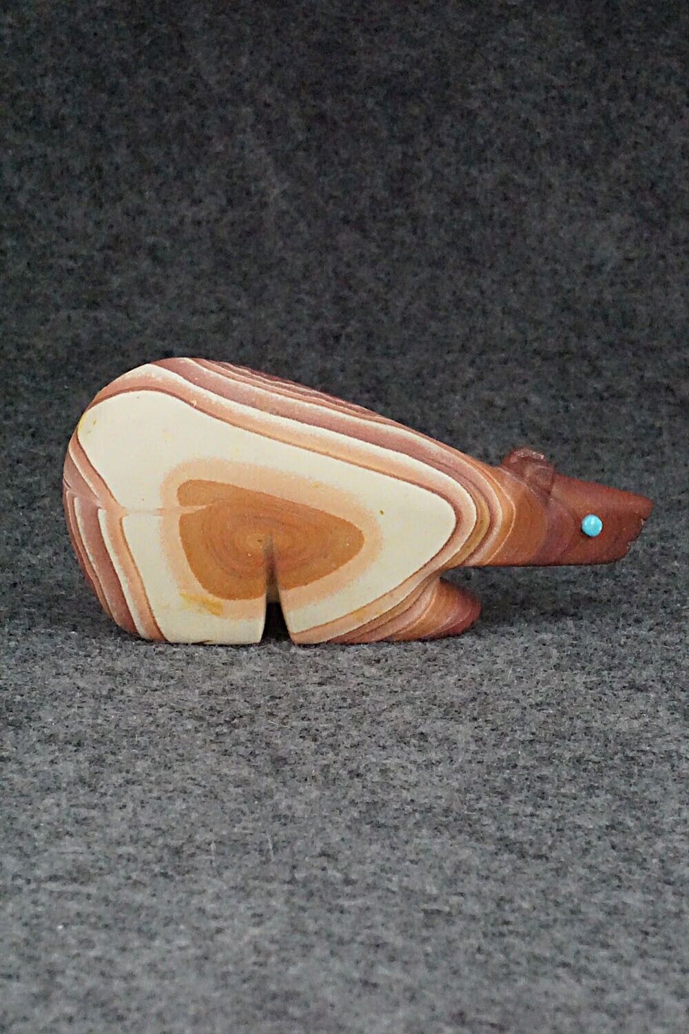 Bear Zuni Fetish Carving - Ronnie Lunasee