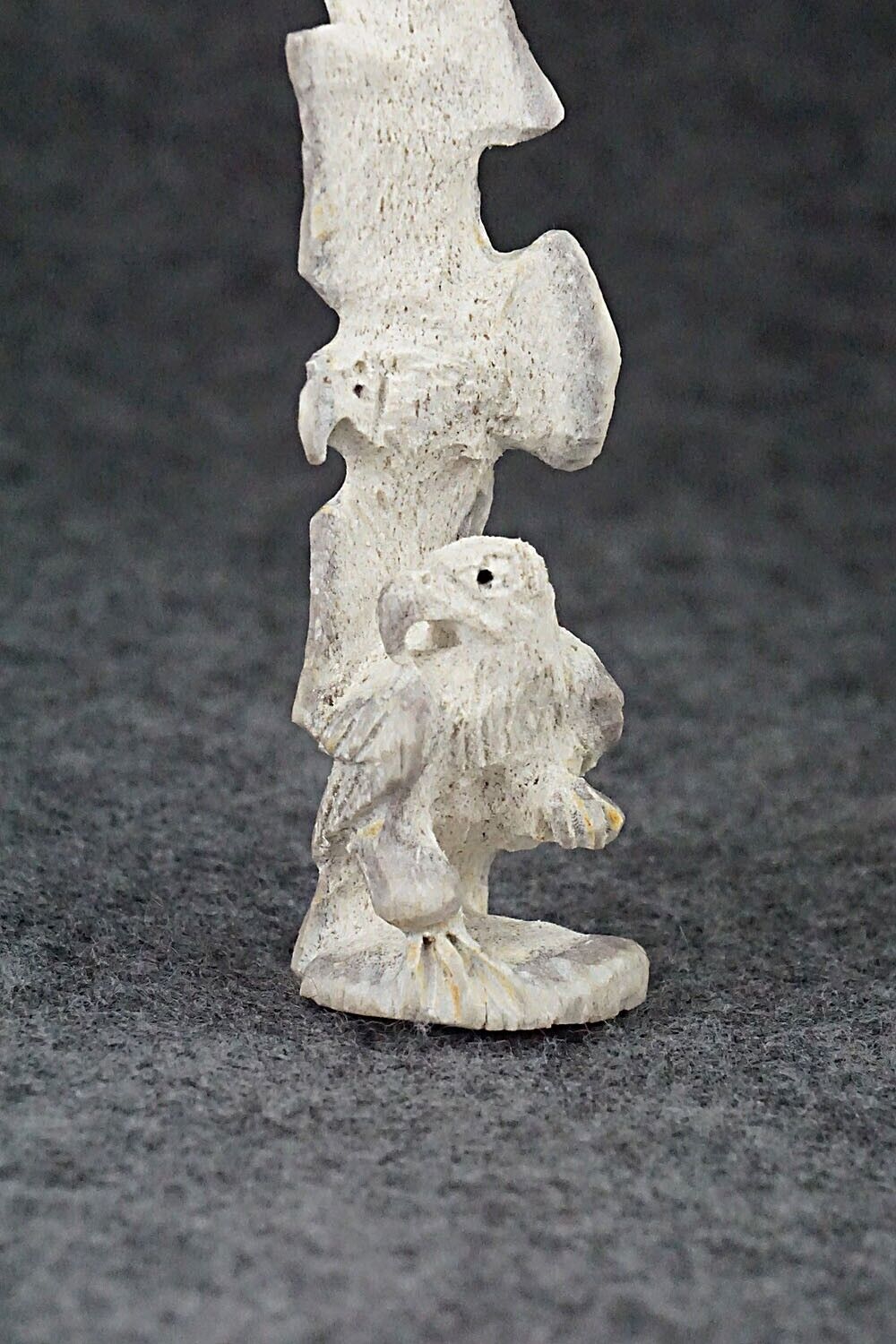 Eagles Zuni Fetish Carving - Lewis Malie Jr.