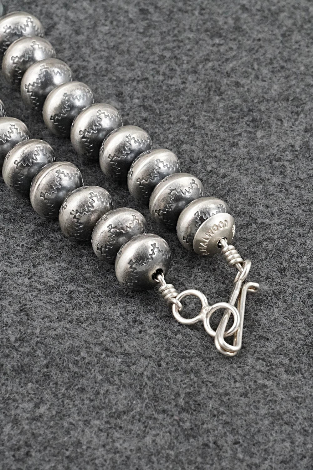 Sterling Silver Navajo Pearl Necklace 18" - Bryannen Halwood