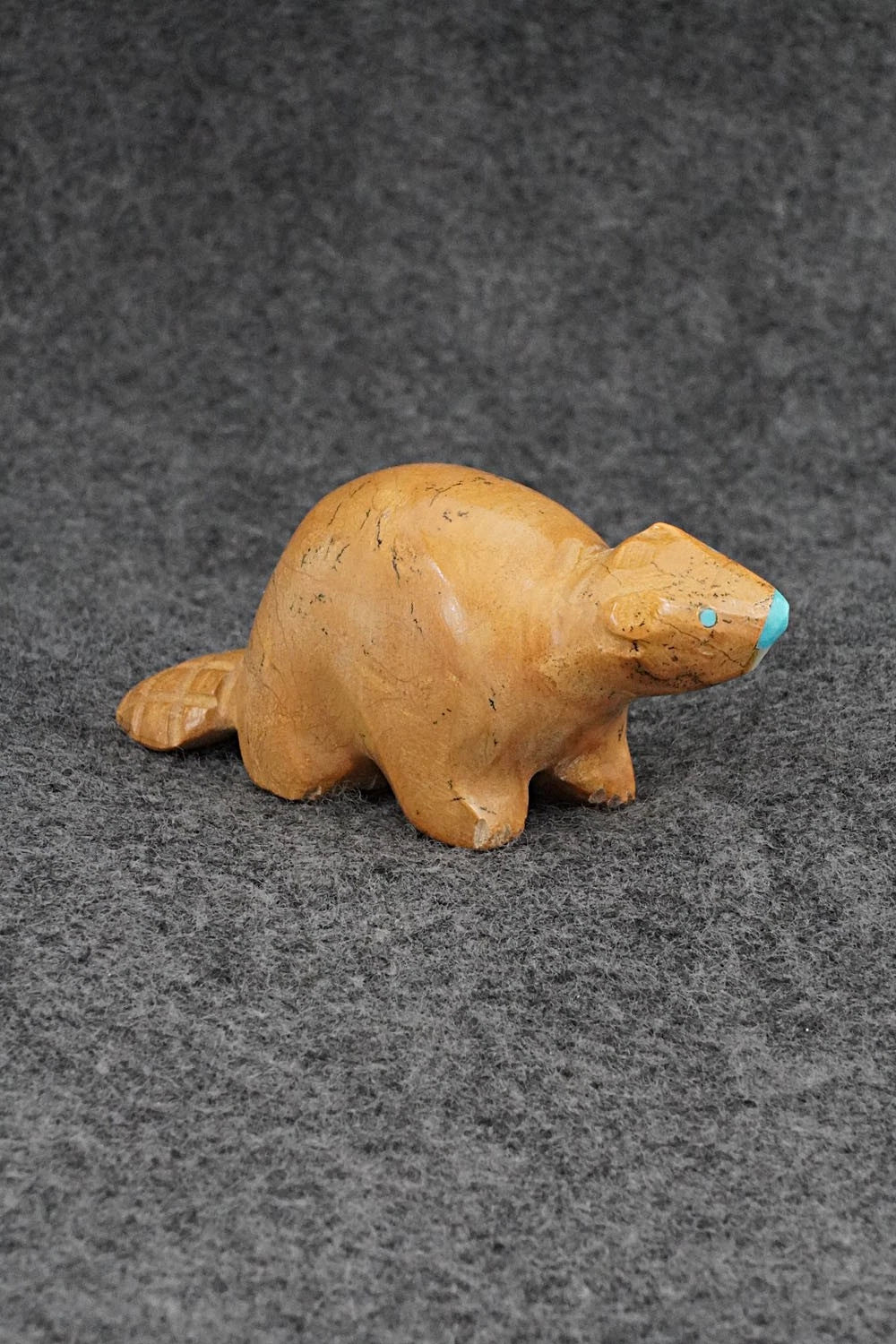 Beaver Zuni Fetish Carving - Enrike Leekya