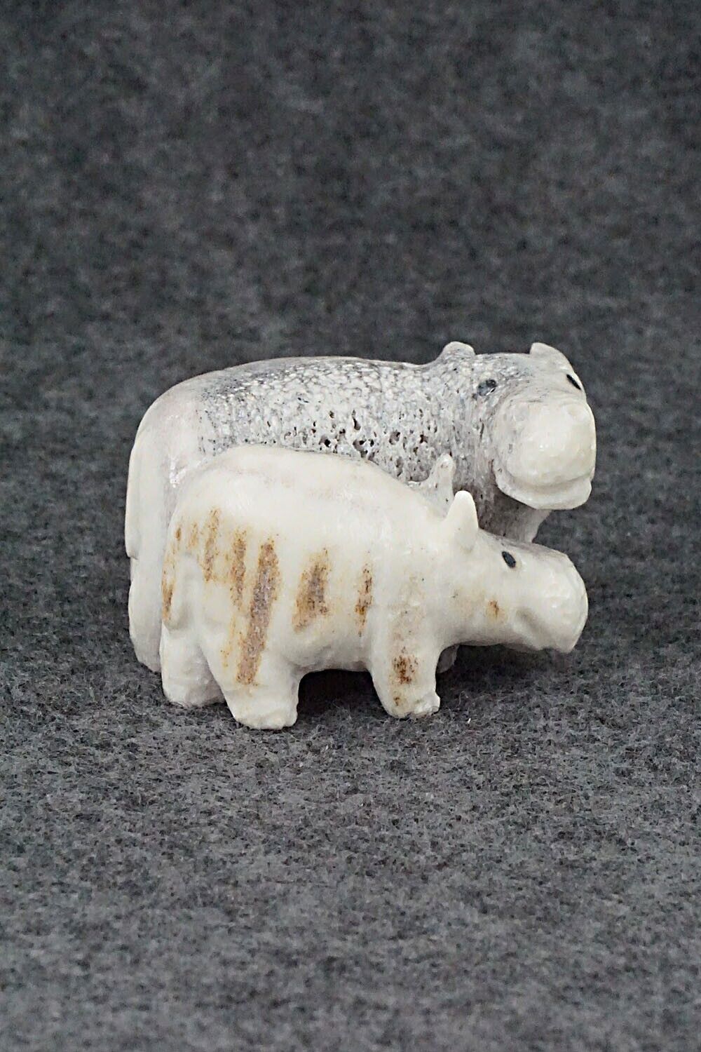 Hippos Zuni Fetish Carving - Maxx Laate