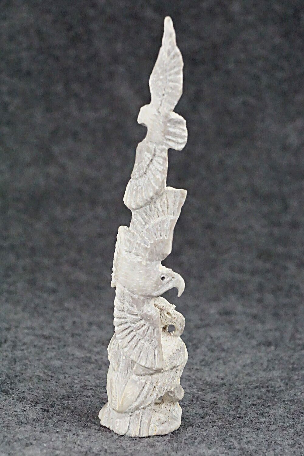 Eagles Zuni Fetish Carving - Lewis Malie Jr.