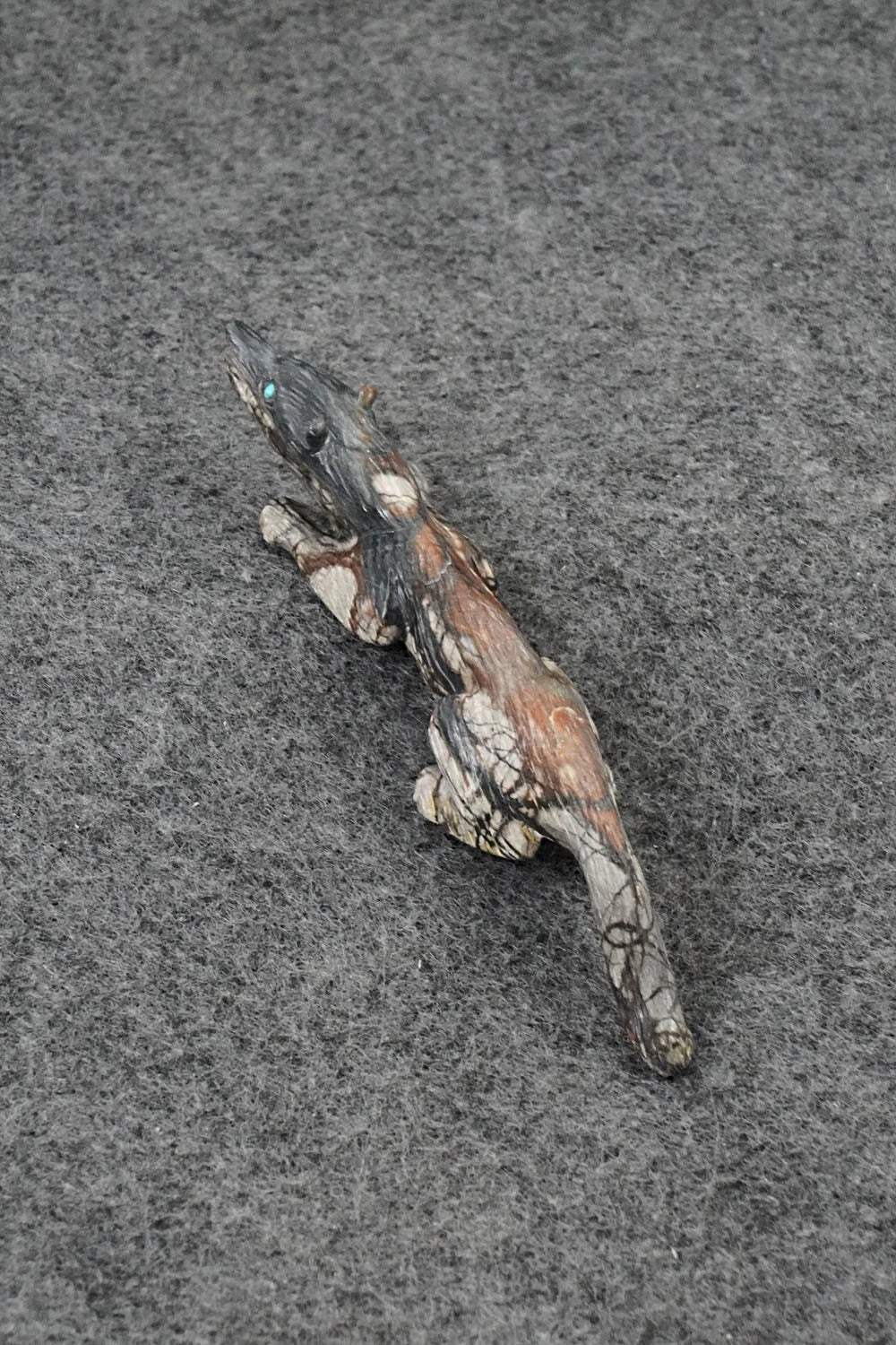 Mountain Lion Zuni Fetish Carving - Lance Cheama
