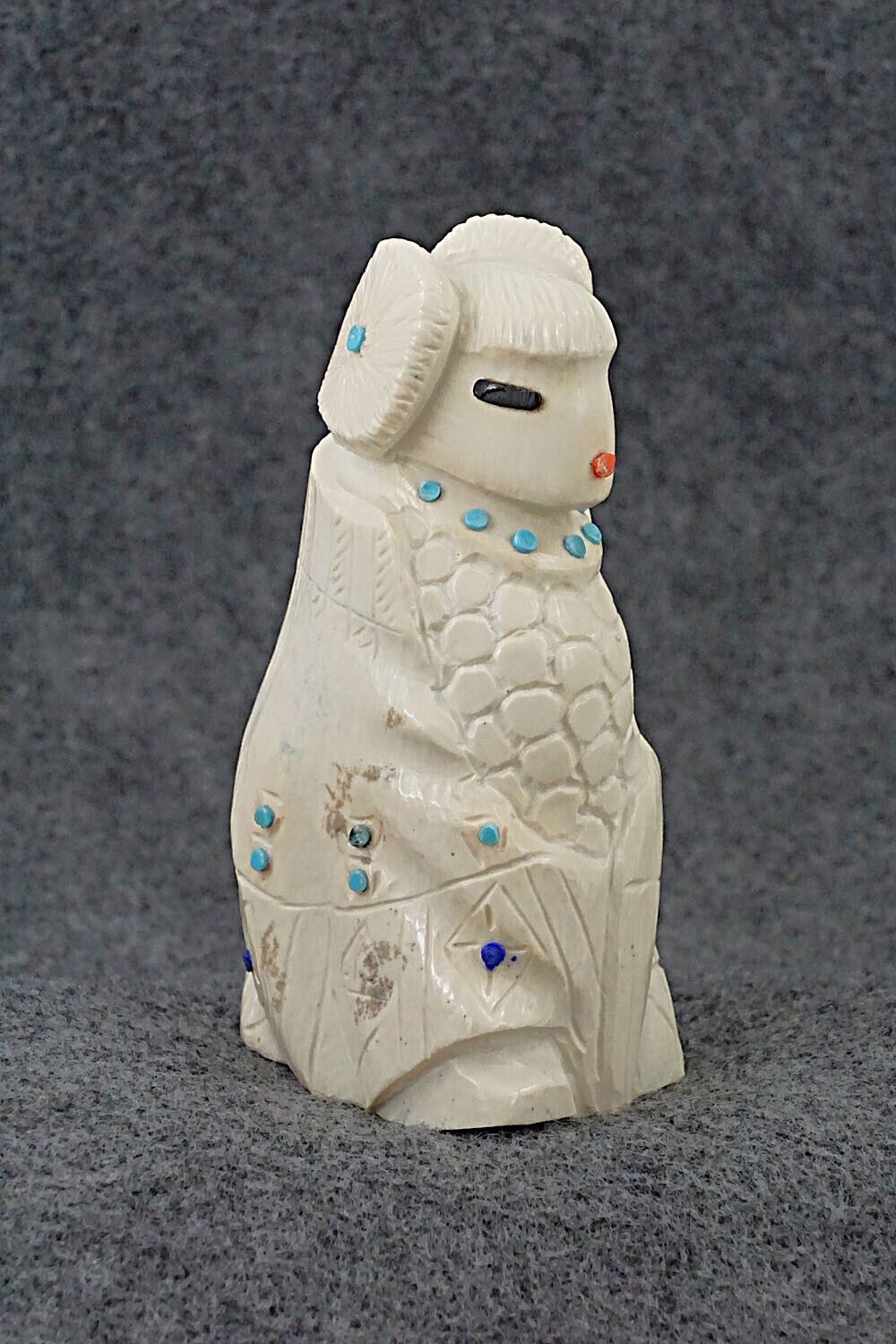 Corn Maiden Zuni Fetish Carving - Derrick Kaamasee