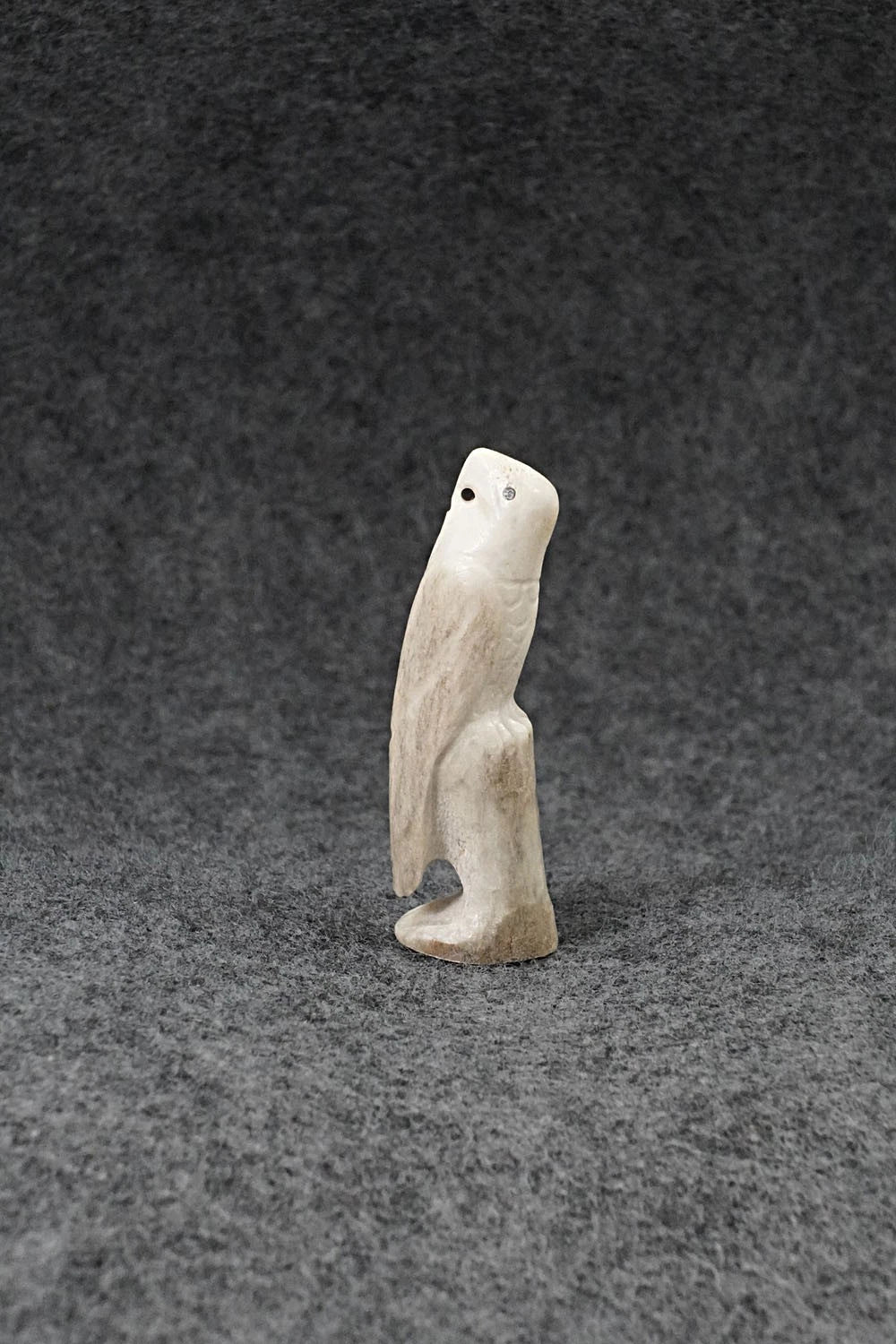 Eagle Zuni Fetish Carving - Maxx Laate