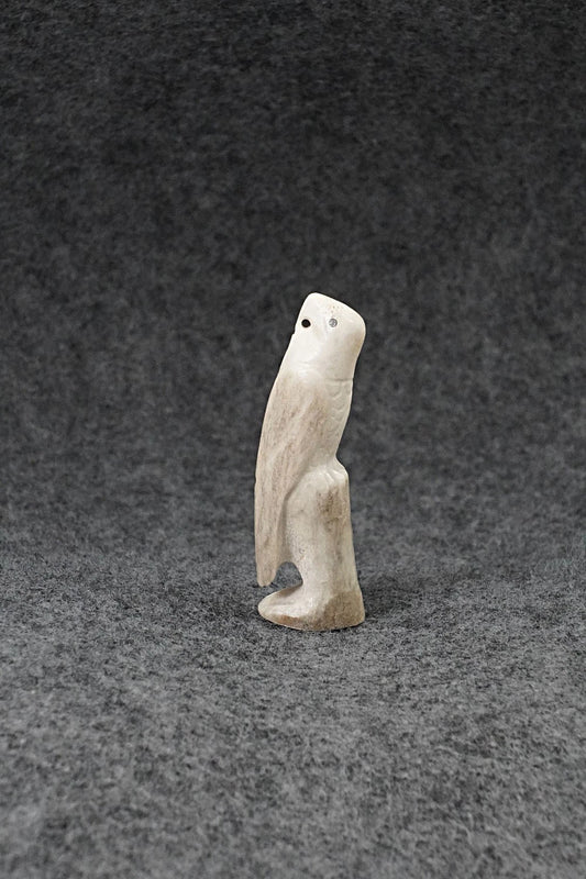 Eagle Zuni Fetish Carving - Maxx Laate