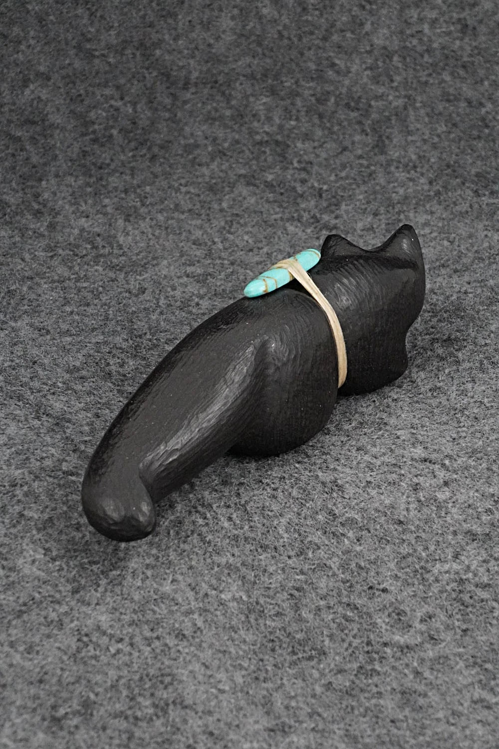 Mountain Lion Zuni Fetish Carving - Herb Halate