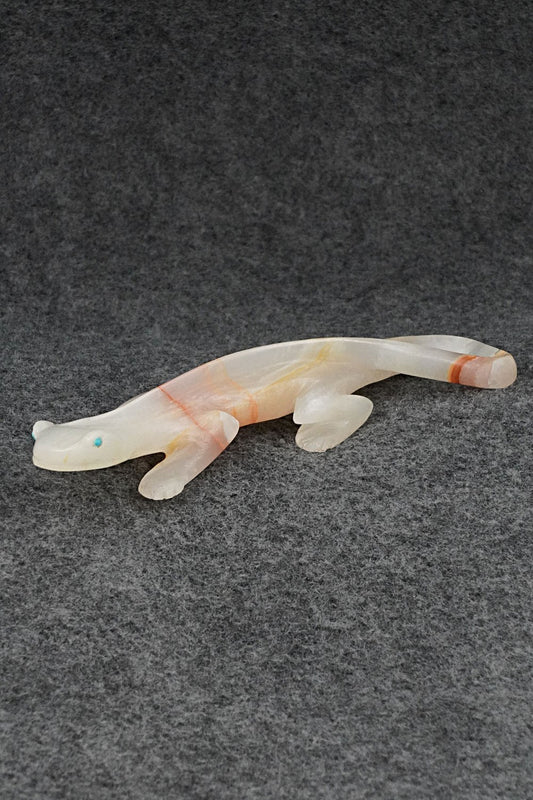 Lizard Zuni Fetish Carving - Lance Cheama