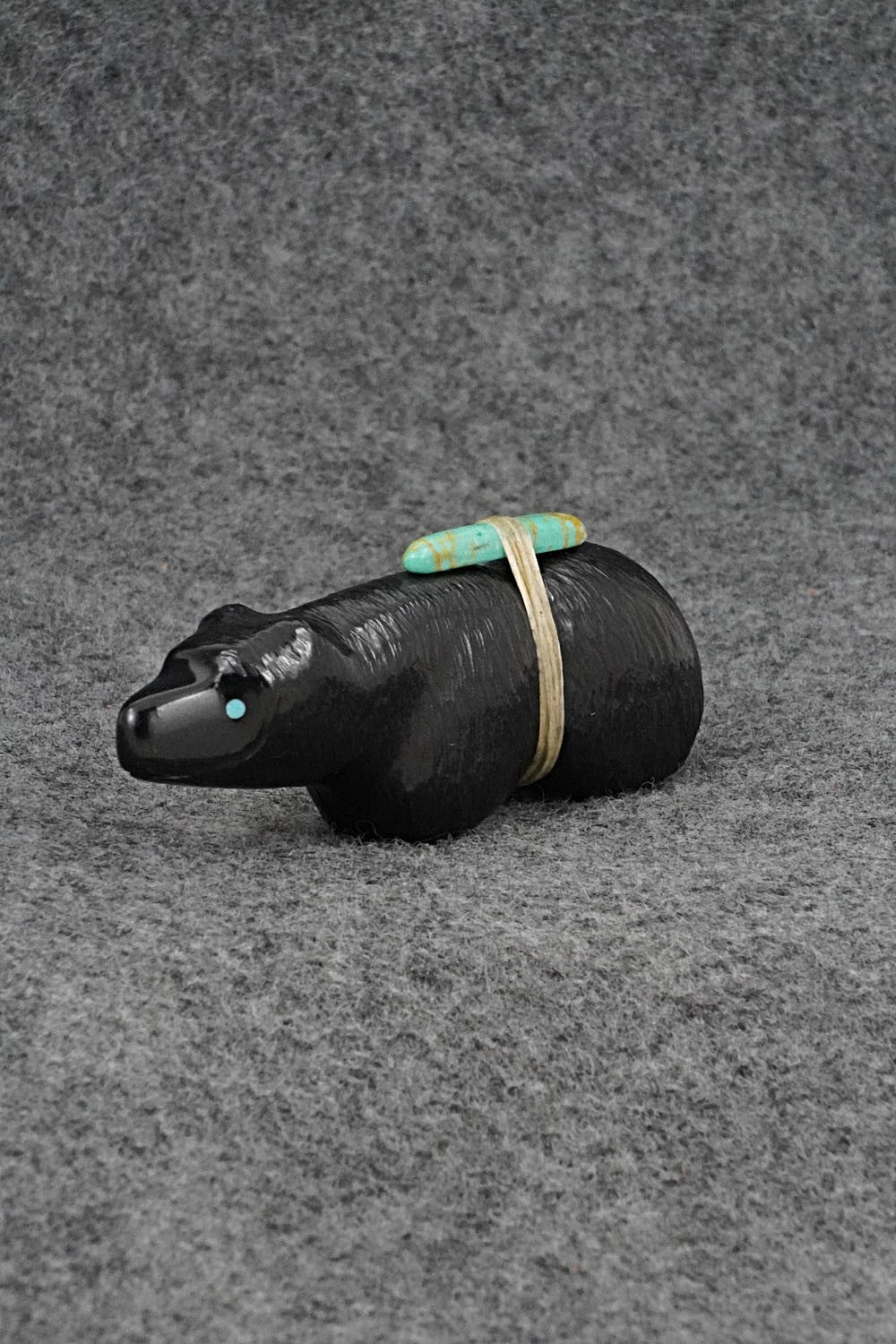 Bear Zuni Fetish Carving - Herbert Halate