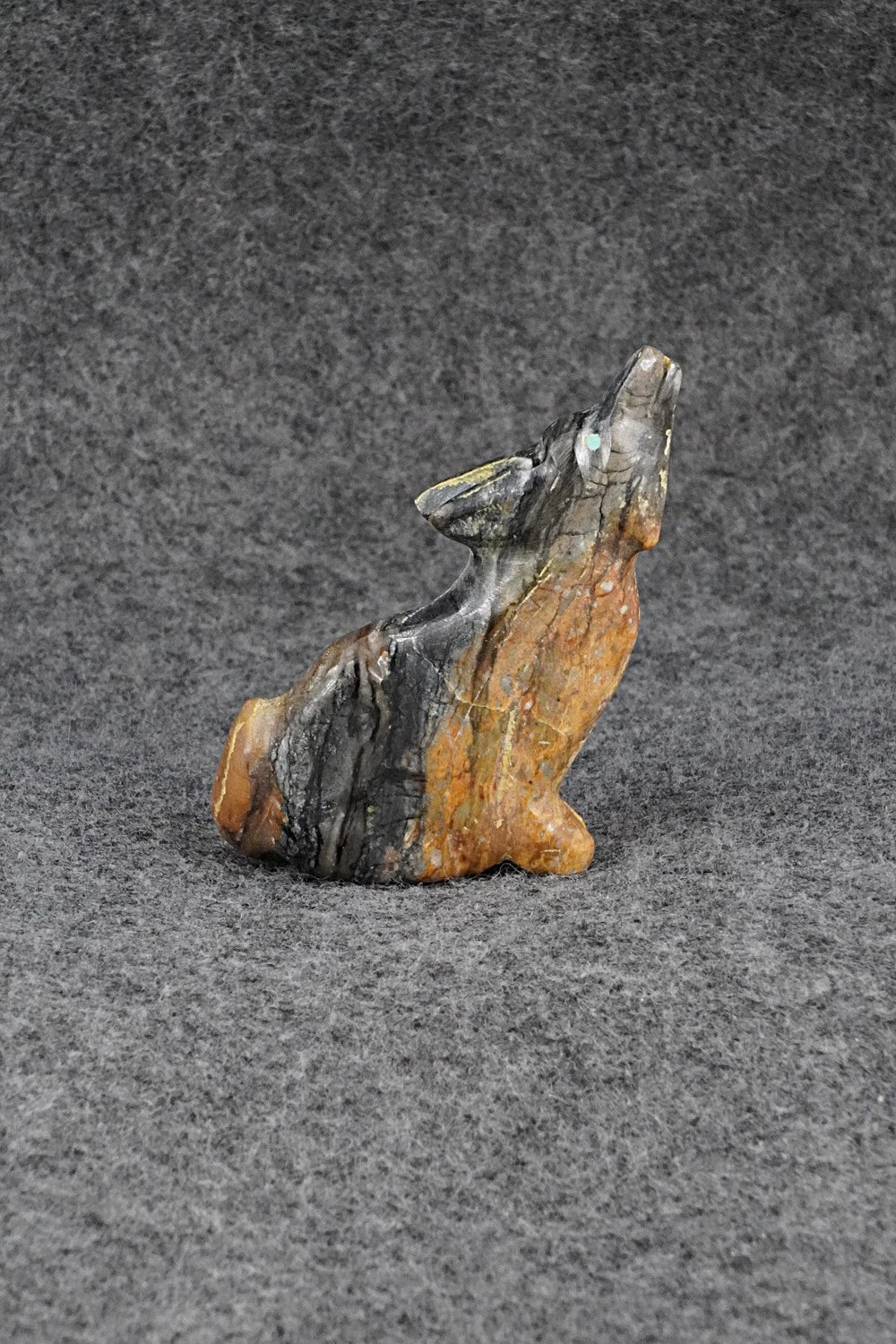 Wolf Zuni Fetish Carving - Andress Jernention