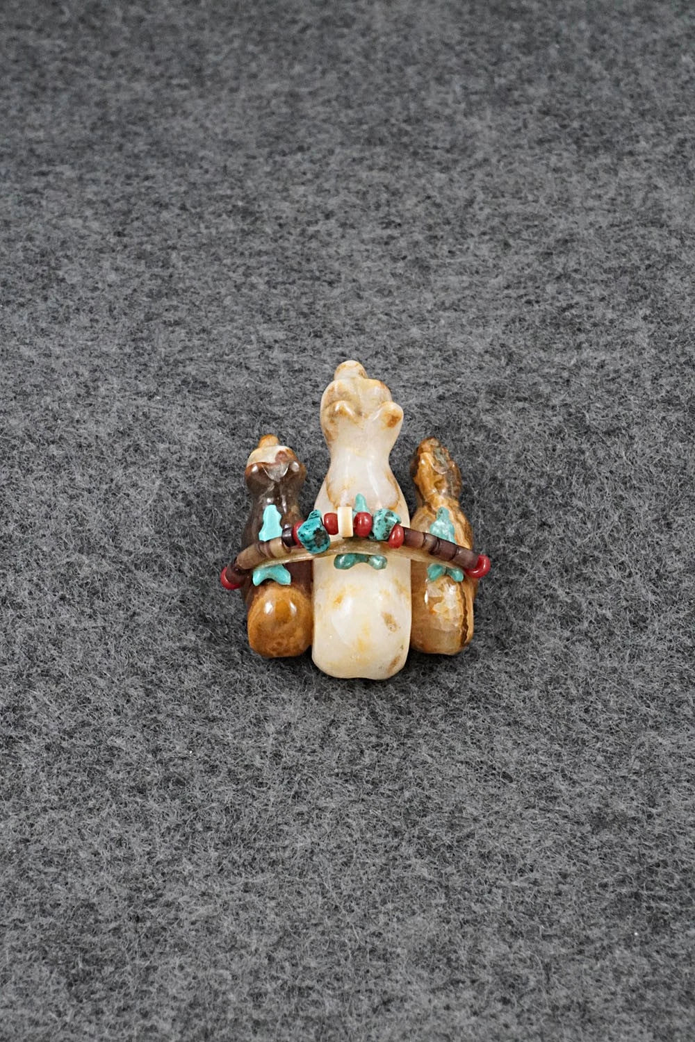Bear and Cubs Zuni Fetish Carving - Lorae Lonasee
