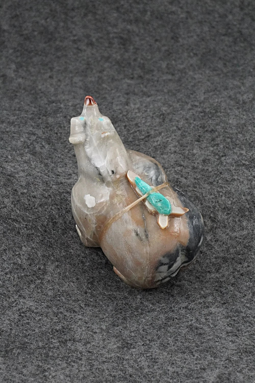 Bear Zuni Fetish Carving - Freddie Leekya