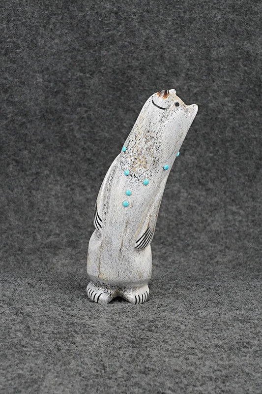 Bear Zuni Fetish Carving - Claudia Peina