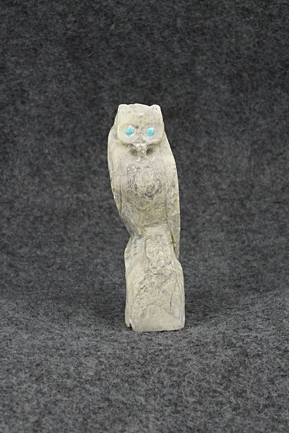 Owl Zuni Fetish Carving - Derrick Kammasee