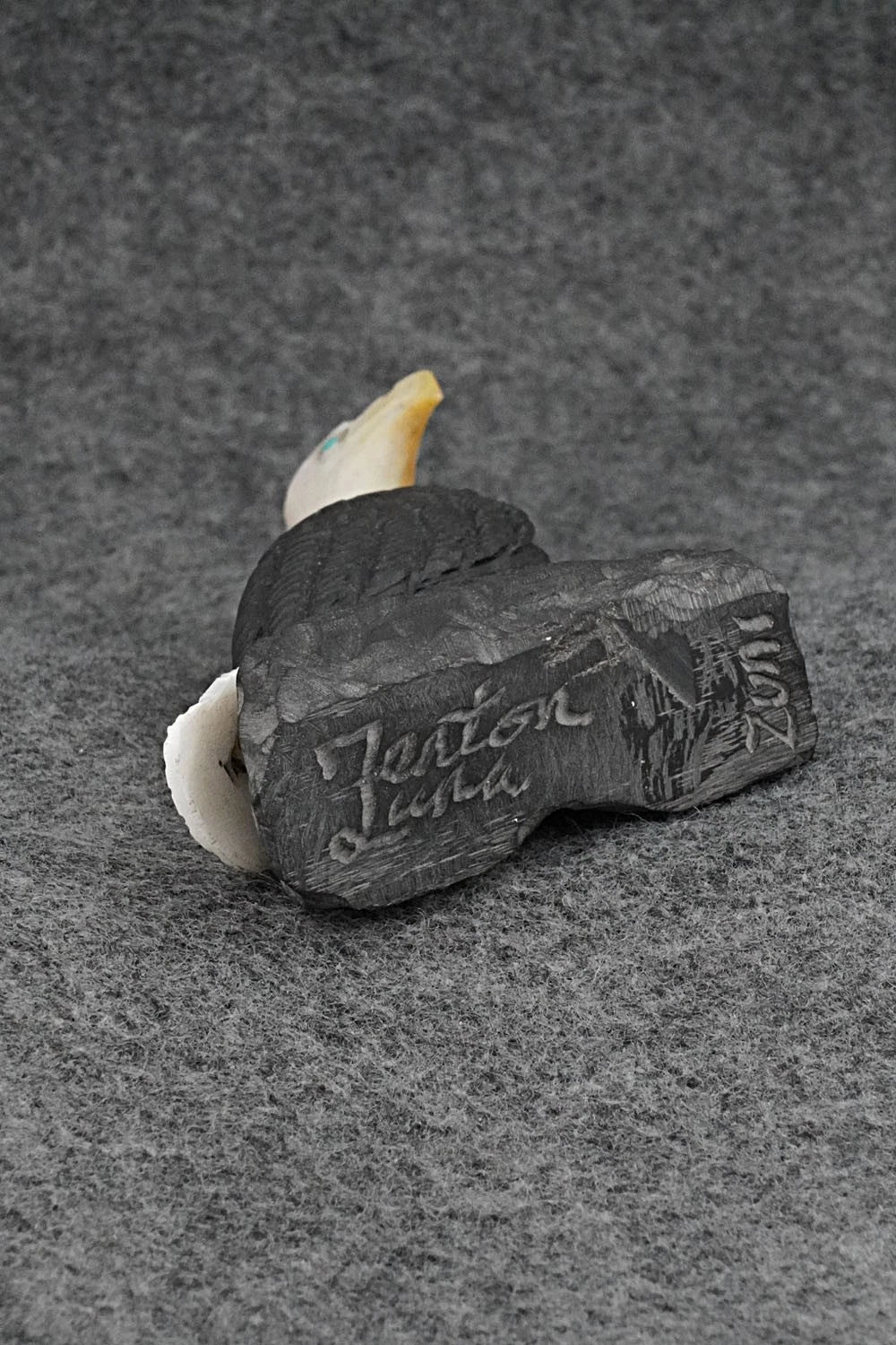 Bald Eagle Zuni Fetish Carving - Fenton Luna