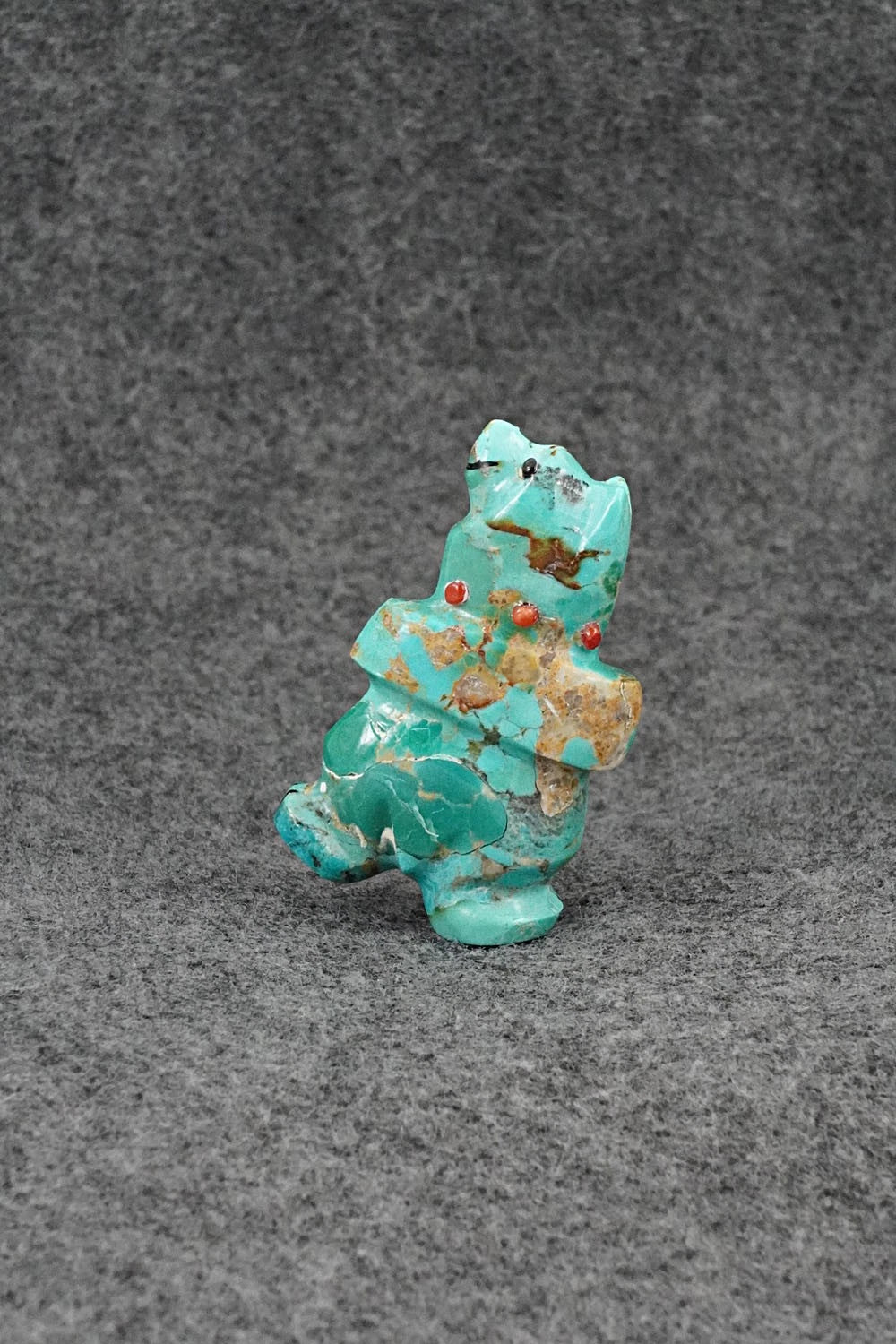 Bear Zuni Fetish Carving - Claudia Peina