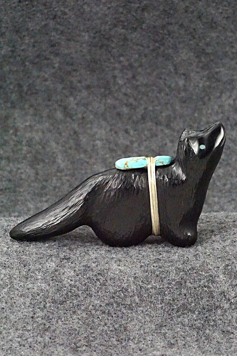 Wolf Zuni Fetish Carving - Herbert Halate