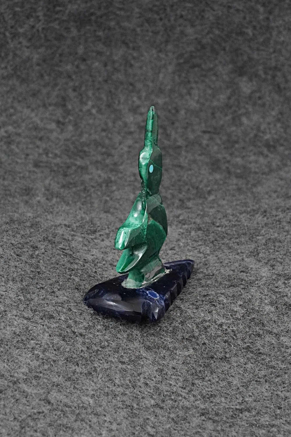 Humming Bird Zuni Fetish Carving - Kenric Laiwakete