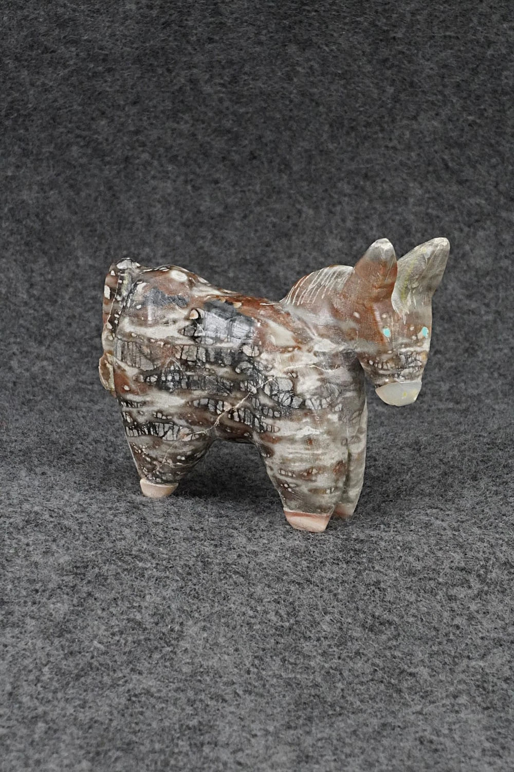 Horse Zuni Fetish Carving - Freddie Leekya