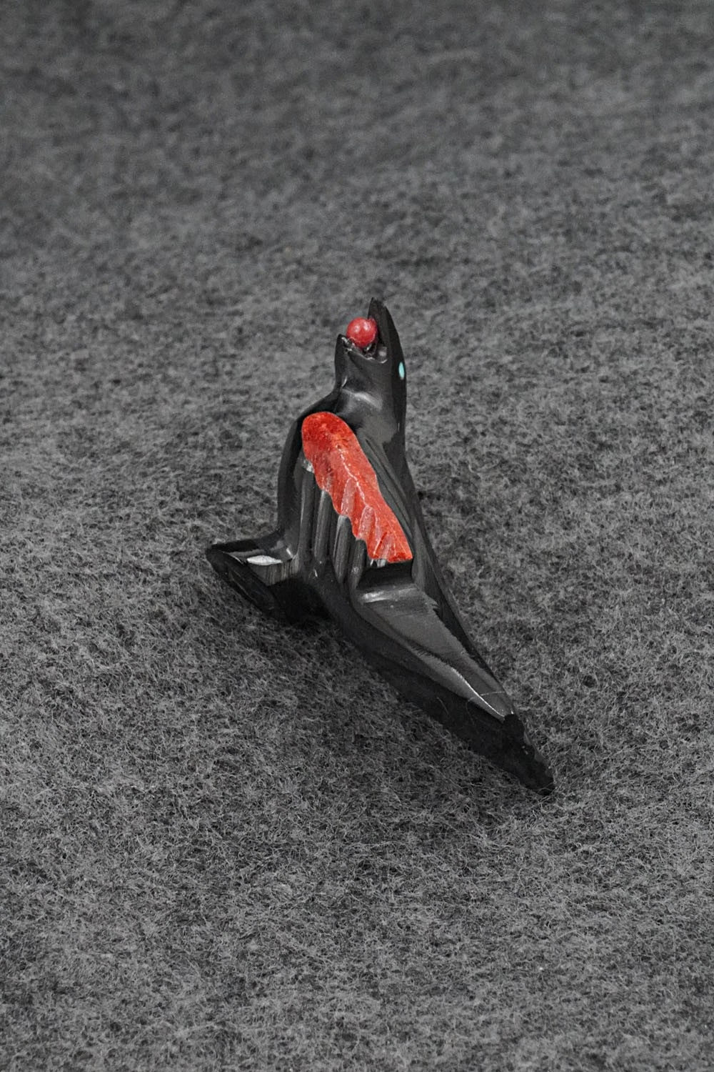 Crow Zuni Fetish Carving - Calvert Bowanie