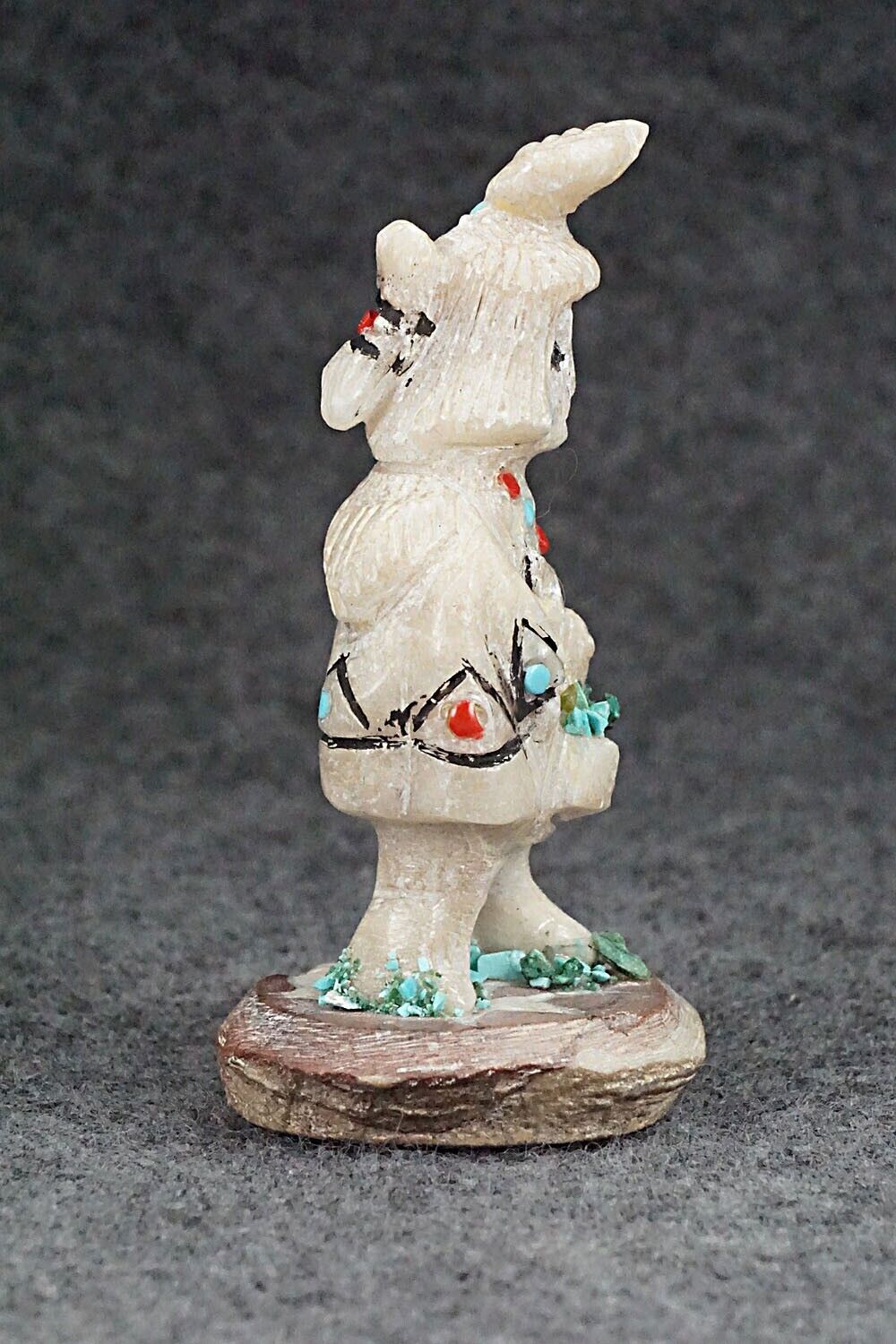 Corn Maiden Zuni Fetish Carving - Narren Bowannie