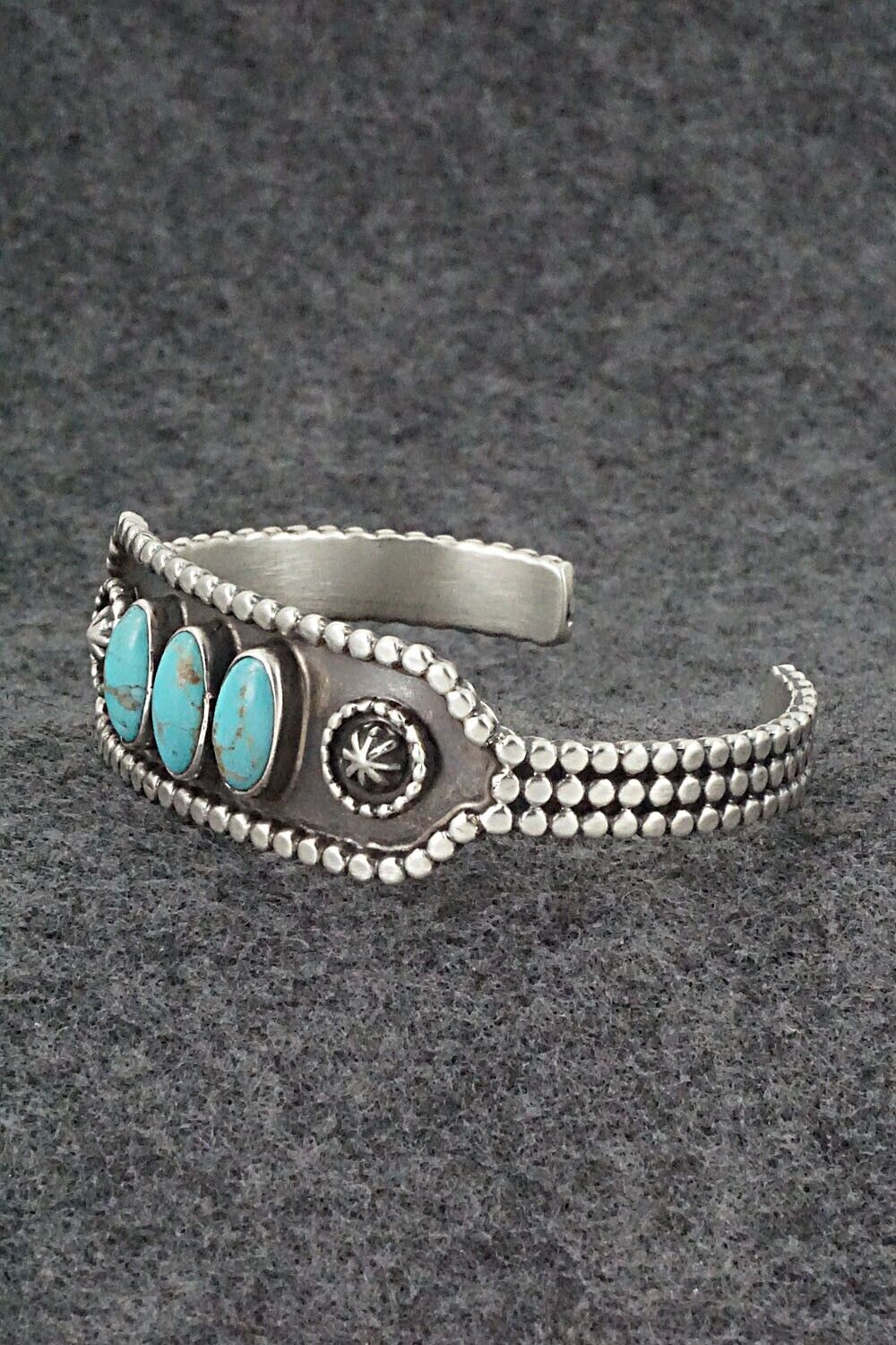 Turquoise & Sterling Silver Bracelet - Verley Betone