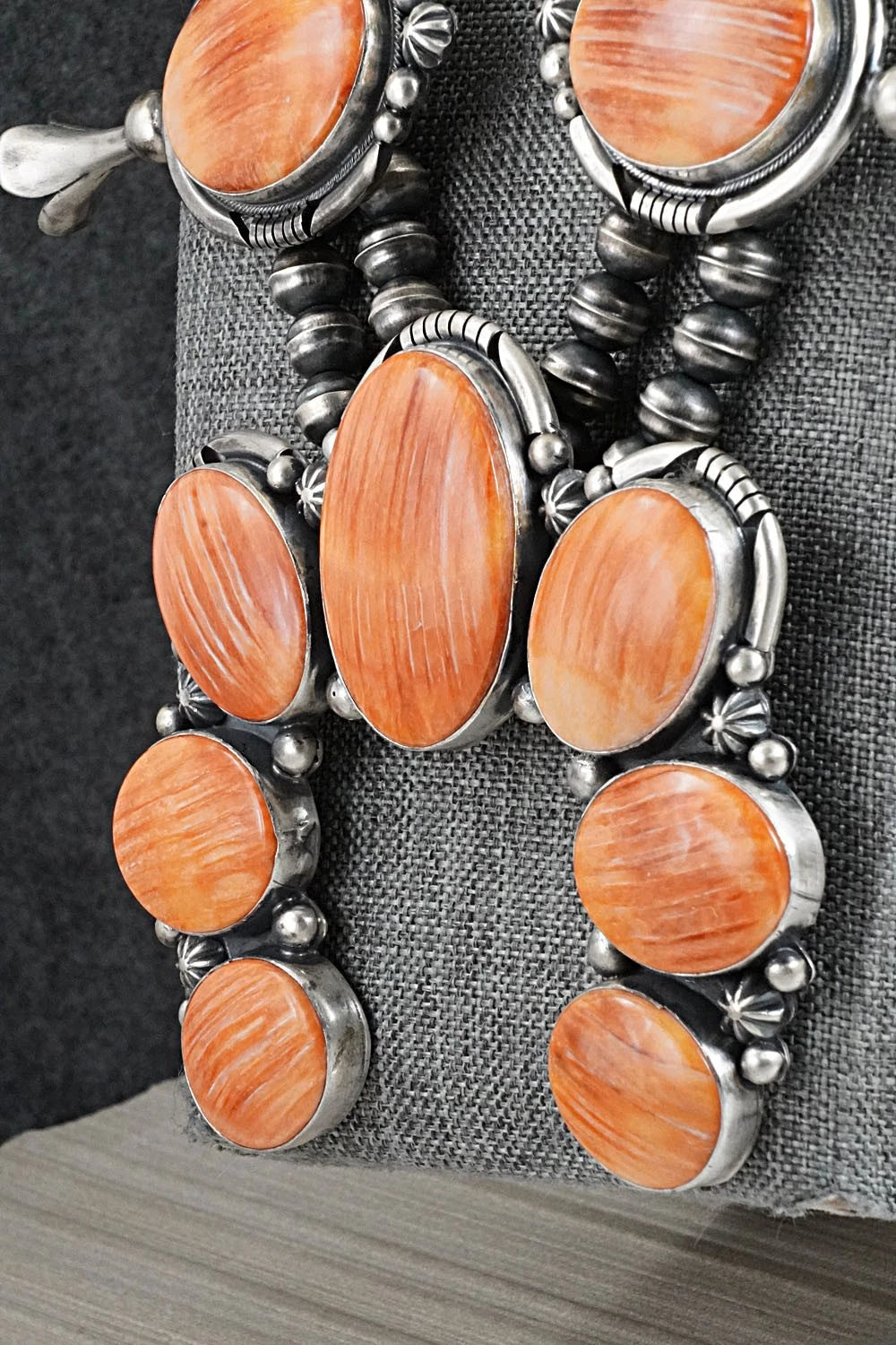 Spiny Oyster & Sterling Silver Squash Blossom Set - Paul Livingston