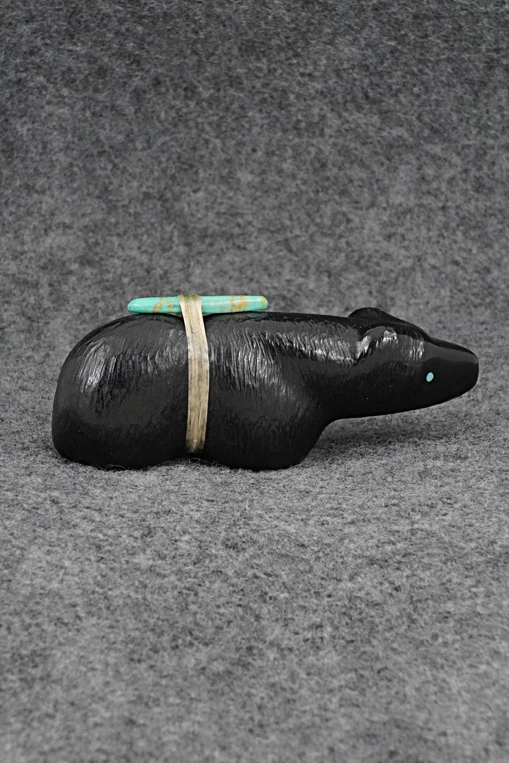 Bear Zuni Fetish Carving - Herbert Halate