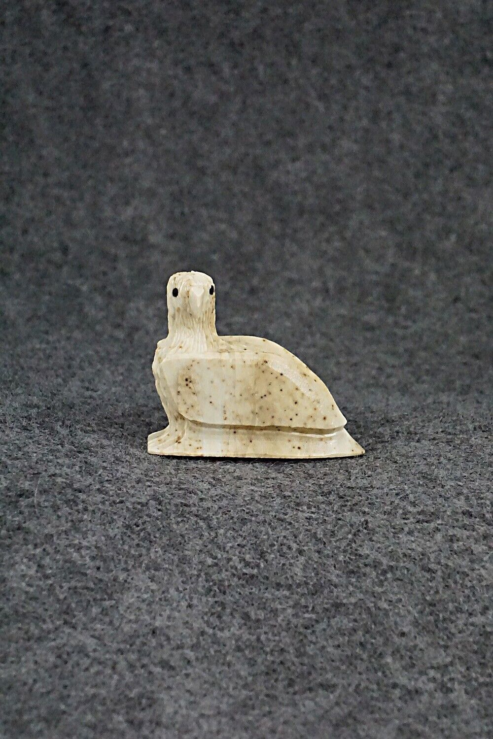 Eagle Zuni Fetish Carving - Jesus Espino